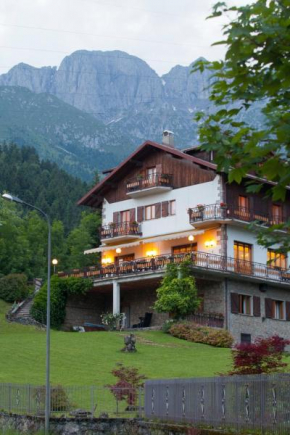 Albergo Ristorante Scanapà Castione Della Presolana